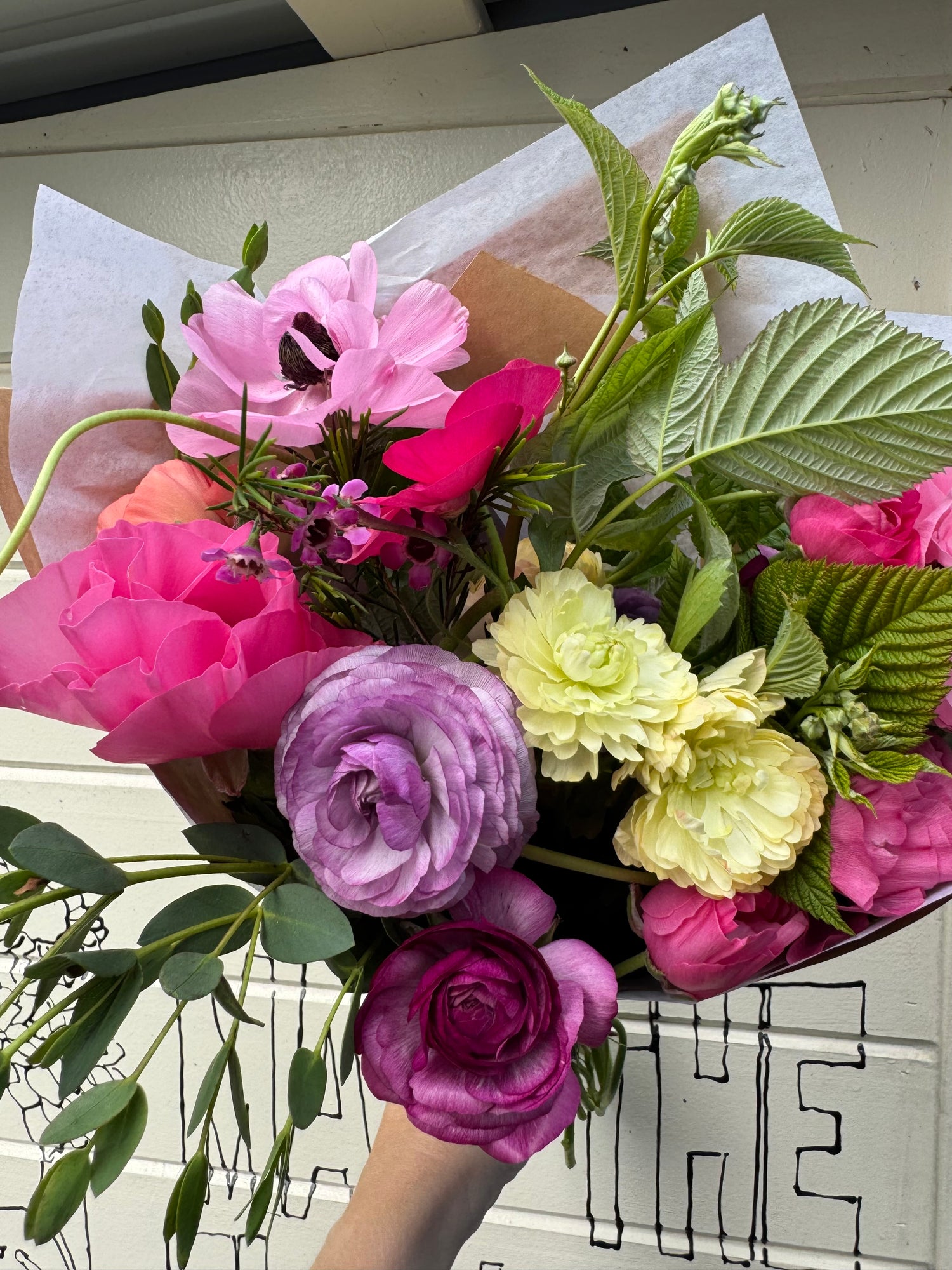 A bouquet of spring flowers